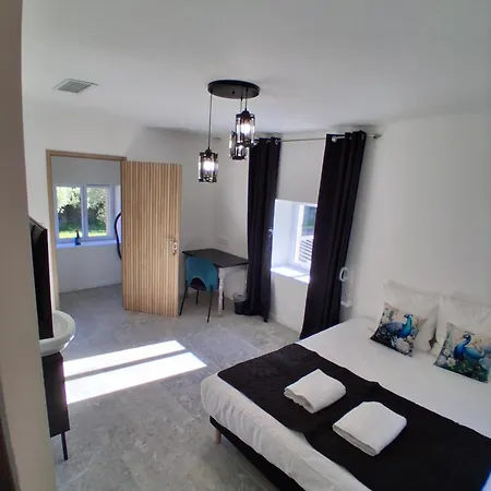 게스트하우스 Chateau De Fabiargues 4*